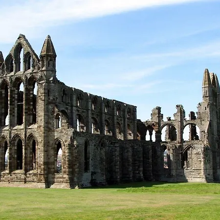 Lägenhet The Old Auction Lot 2 With Private Parking Whitby