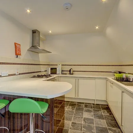 The Old Auction Lot 2 With Private Parking Daire