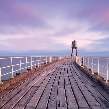 The Old Auction Lot 2 With Private Parking Whitby