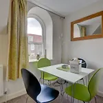The Old Auction Lot 2 With Private Parking Daire Whitby